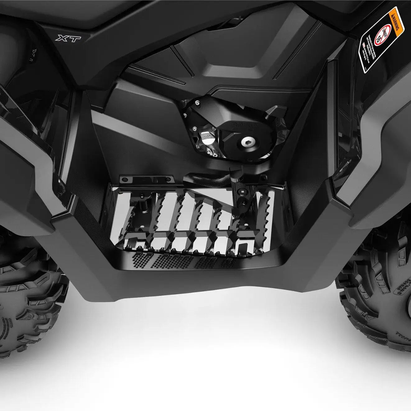 Self-clearing footwells Can-Am Outlander